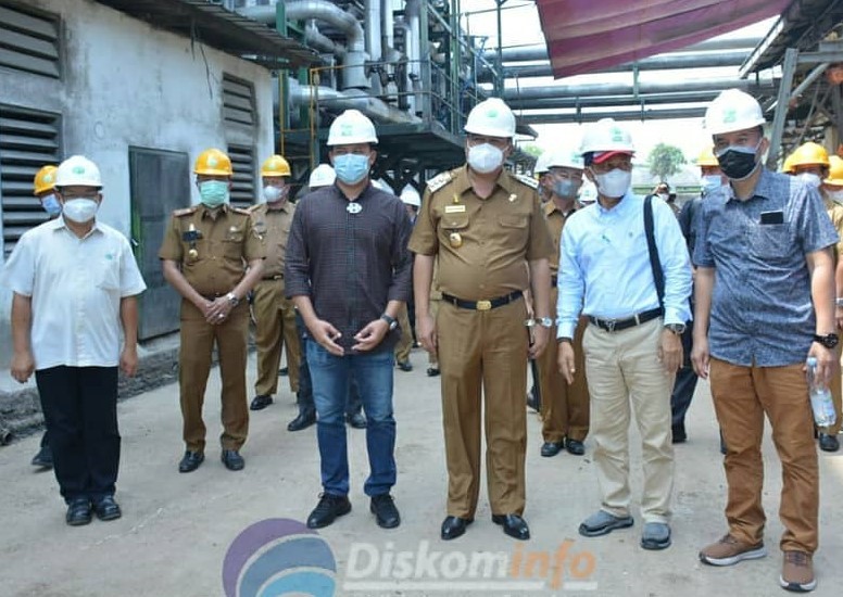 Bupati Musa Hantarkan Bupati Lamandau Kunjungi PT SPM Bandar Mataram